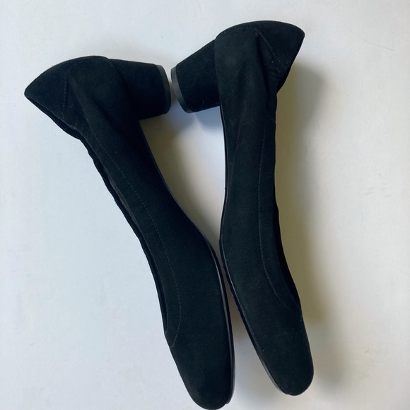Stuart Weitzman Suede Block Heel Pumps Size 8 - Picture 4 of 10